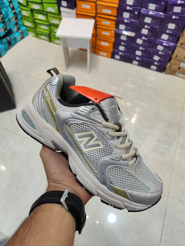 خرید کفش نیوبالانس 530 آذر ماه 1403