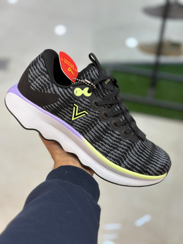 خرید کفش اسپرت