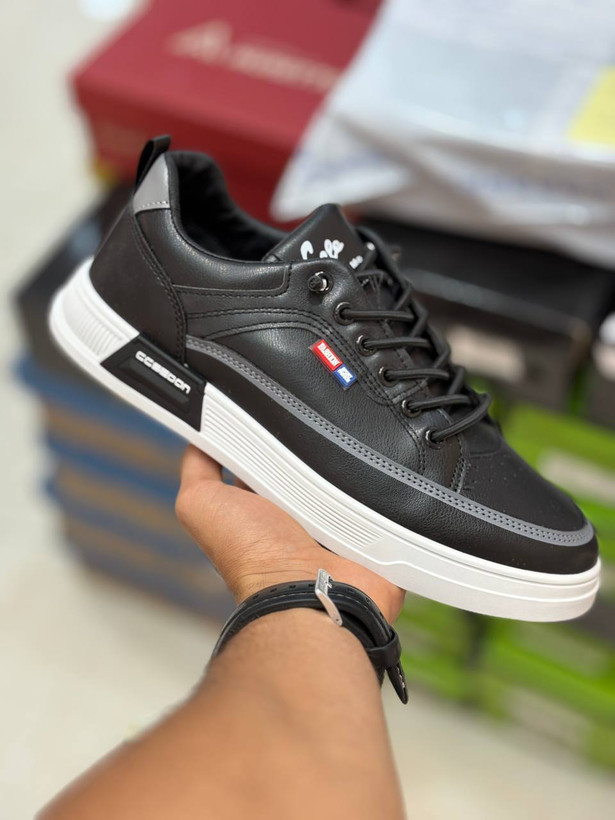 قیمت و خرید کفش ونس مردانه