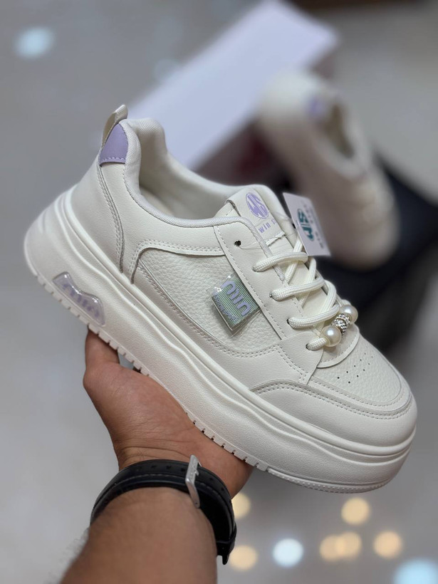 خرید کفش اسپرت زنانه