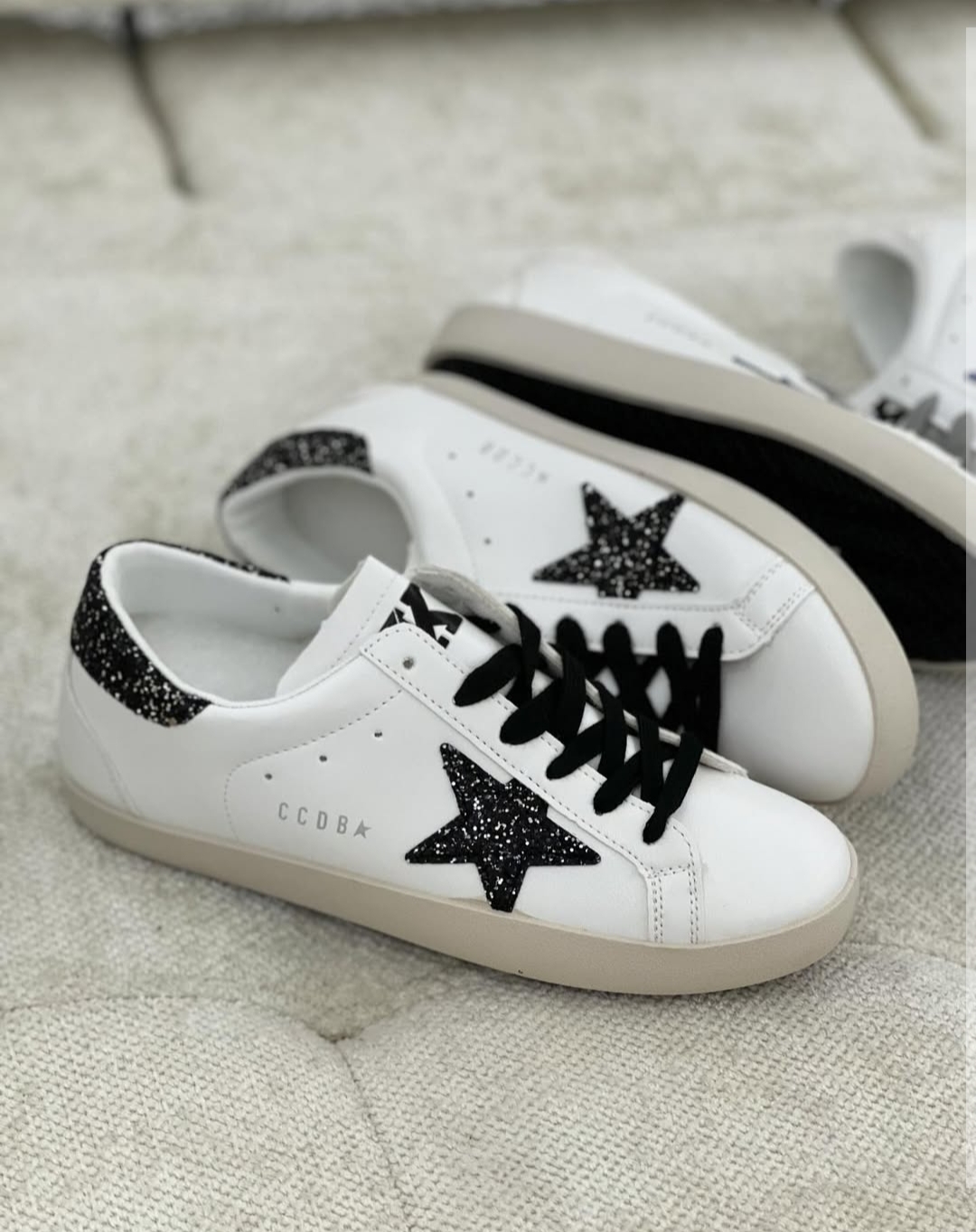 کفش اکلیدی گلدن کو