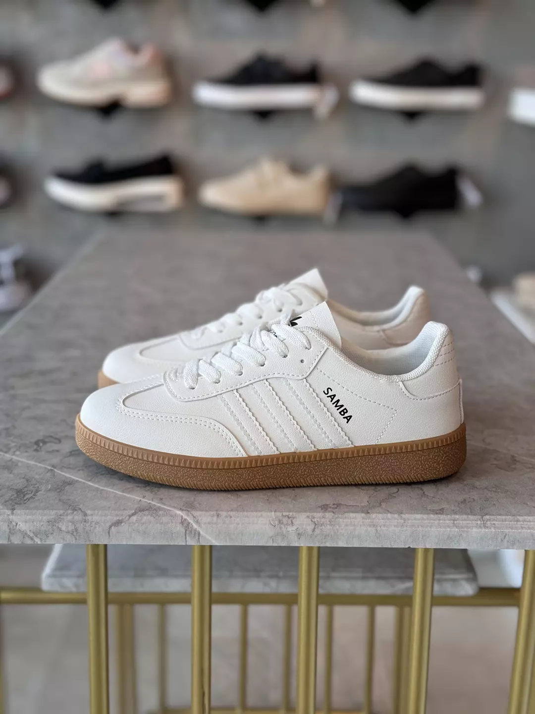 کفش سامبا سفید