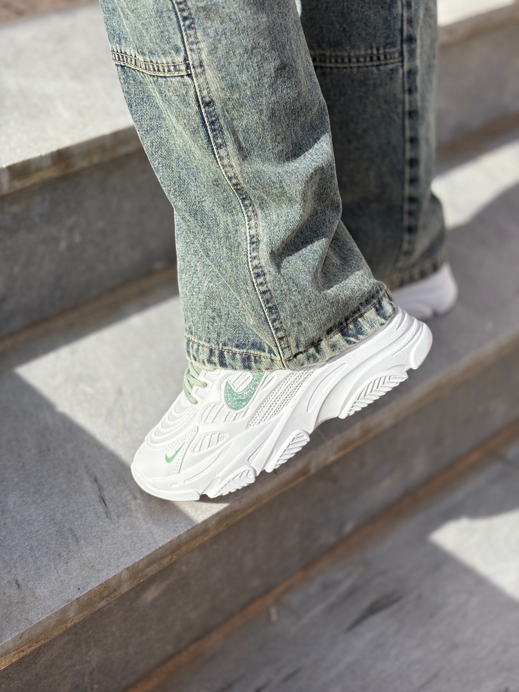 کفش اسپرت زنانه