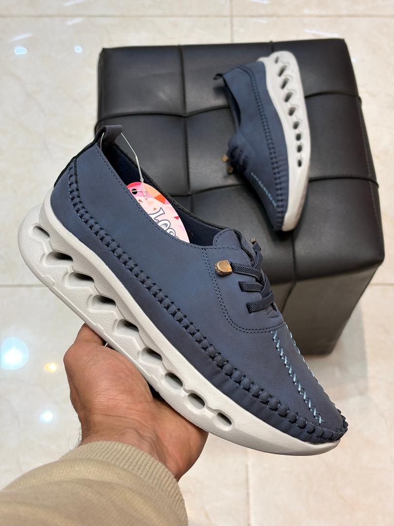 خرید کفش اسپرت زنانه طبی راحت و سبک